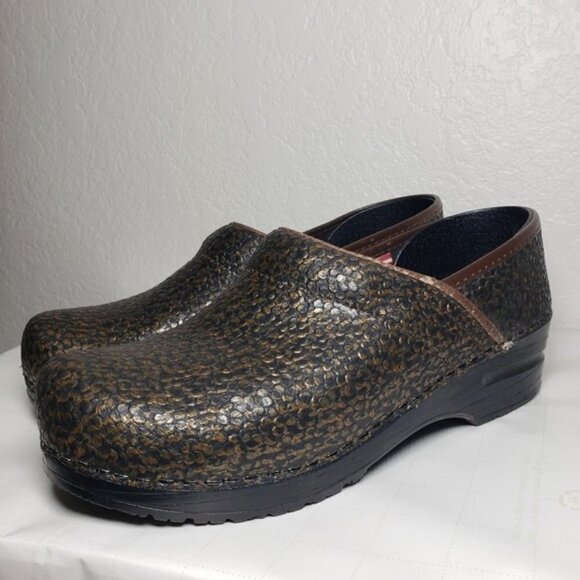 Sanita Danish Round Toe Slip-On Clog  Sz 37 - Picture 5 of 12